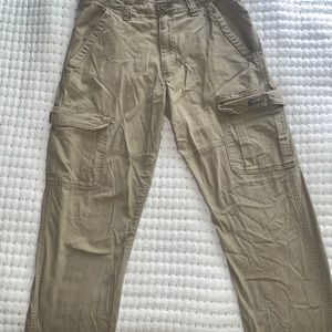 Wrangler tan cargos 32x32
